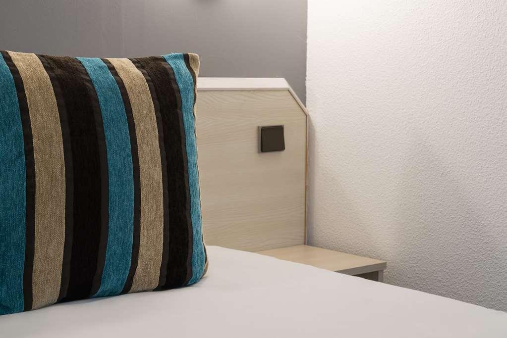 Sure By Western Biarritz Aeroport Anglet