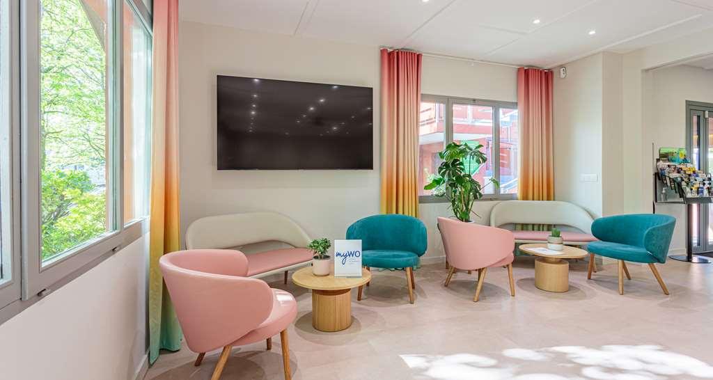 Sure By Western Biarritz Aeroport Hotel 3*